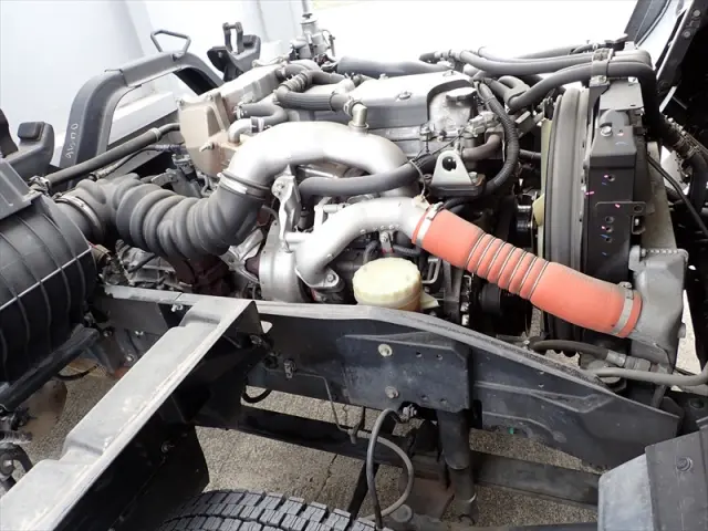 いすゞ フォワード 2RG-FRR90S2(2WD)の写真43