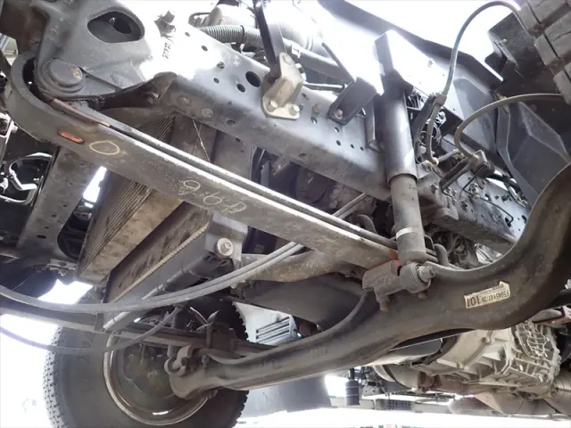 いすゞ フォワード 2RG-FRR90S2(2WD)の写真49