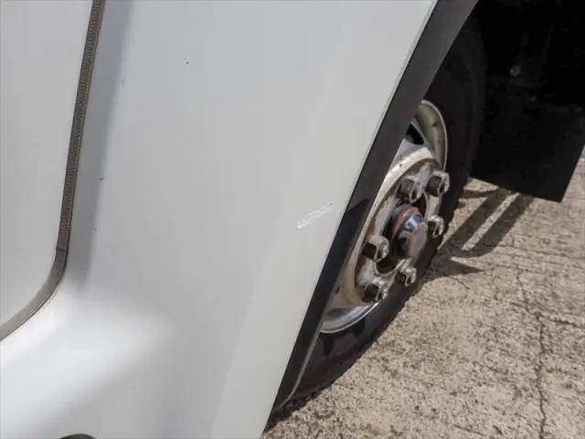 いすゞ フォワード 2RG-FRR90S2(2WD)の写真50