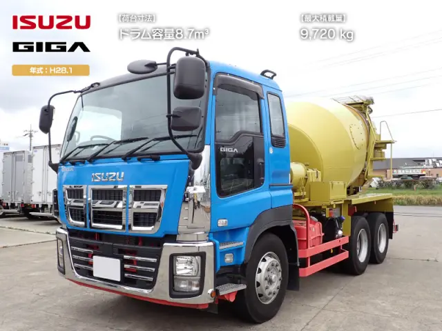 いすゞ ギガ QKG-CXZ77AT(6x4)の写真1