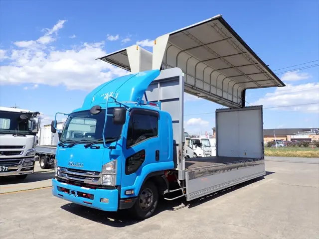 いすゞ フォワード 2RG-FRR90T2(2WD)の写真6