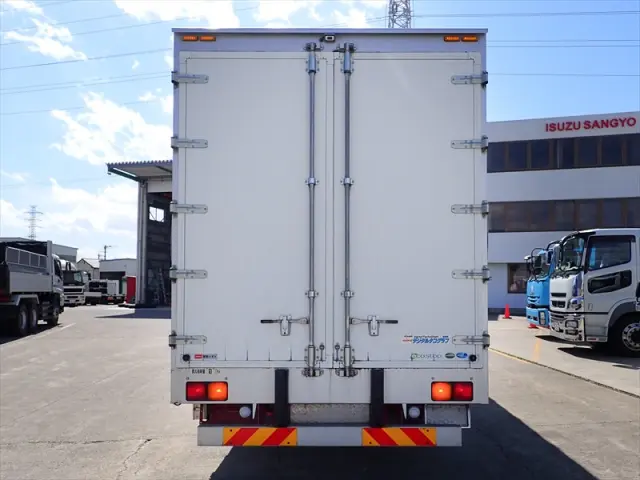 いすゞ フォワード 2RG-FRR90T2(2WD)の写真19