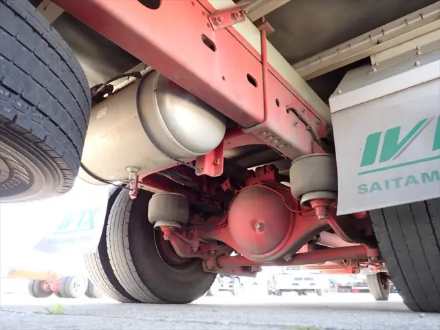 いすゞ フォワード 2RG-FRR90T2(2WD)の写真21