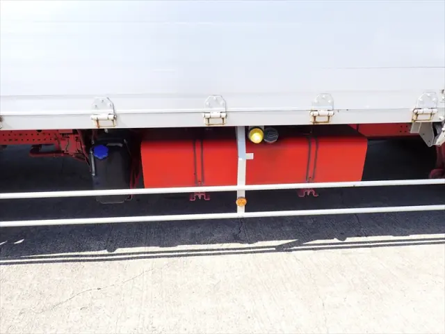 いすゞ フォワード 2RG-FRR90T2(2WD)の写真23