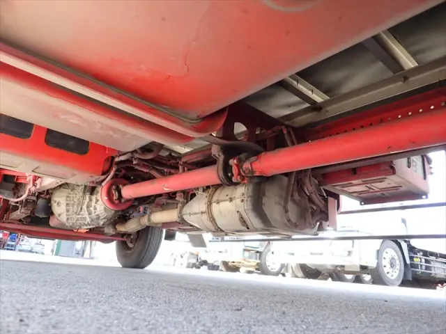 いすゞ フォワード 2RG-FRR90T2(2WD)の写真25