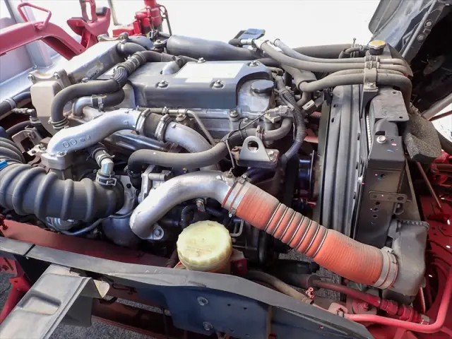 いすゞ フォワード 2RG-FRR90T2(2WD)の写真30