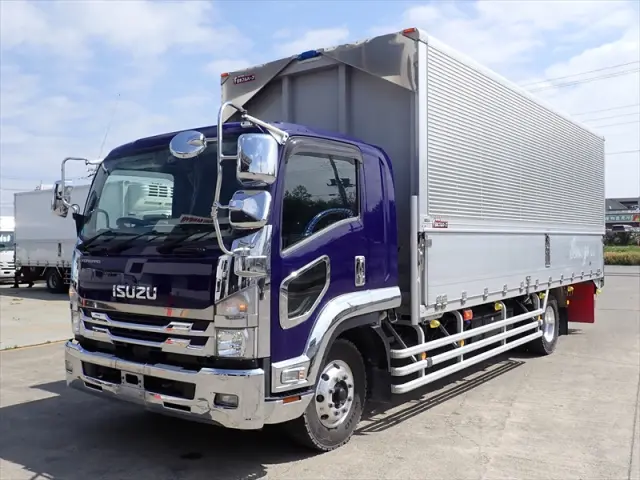 いすゞ フォワード 2RG-FTR90U2(2WD)の写真1