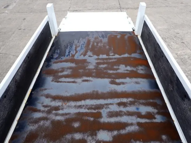 いすゞ エルフ TKG-NJR85AN(2WD)の写真9