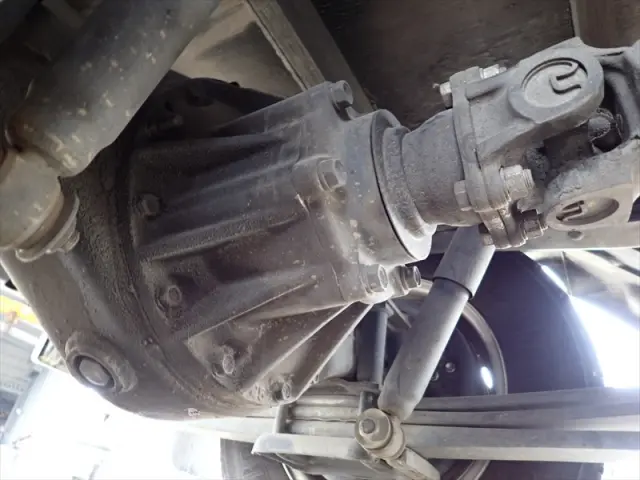 いすゞ エルフ TKG-NJR85AN(2WD)の写真22