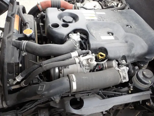 いすゞ エルフ TKG-NJR85AN(2WD)の写真25