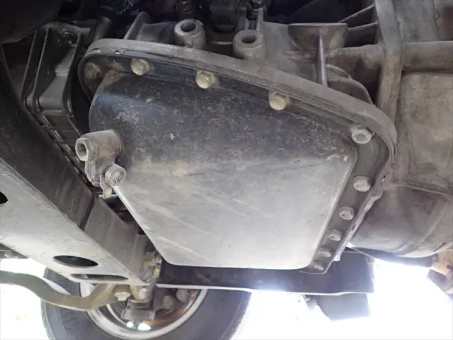 いすゞ エルフ TKG-NJR85AN(2WD)の写真31