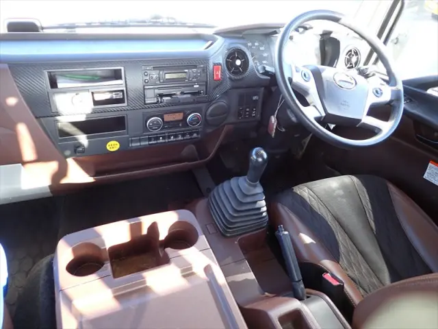 日野 レンジャー 2PG-FJ2ABA(2WD)の写真43