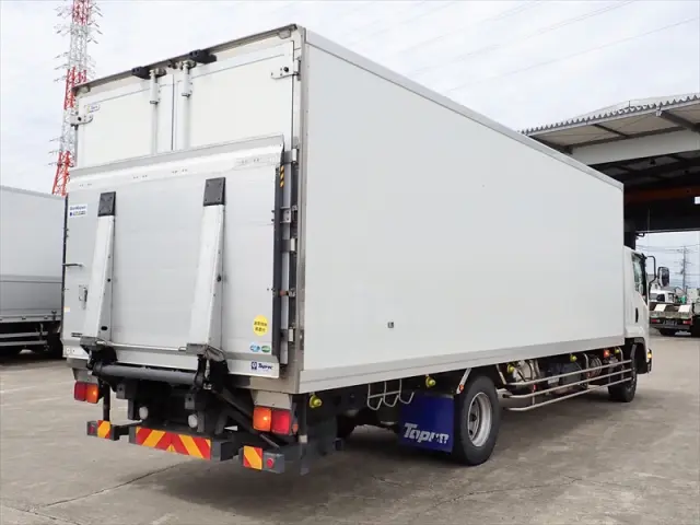 いすゞ フォワード 2PG-FTR90V2(2WD)の写真2