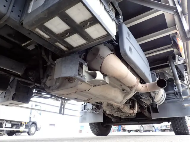 いすゞ フォワード 2PG-FTR90V2(2WD)の写真22