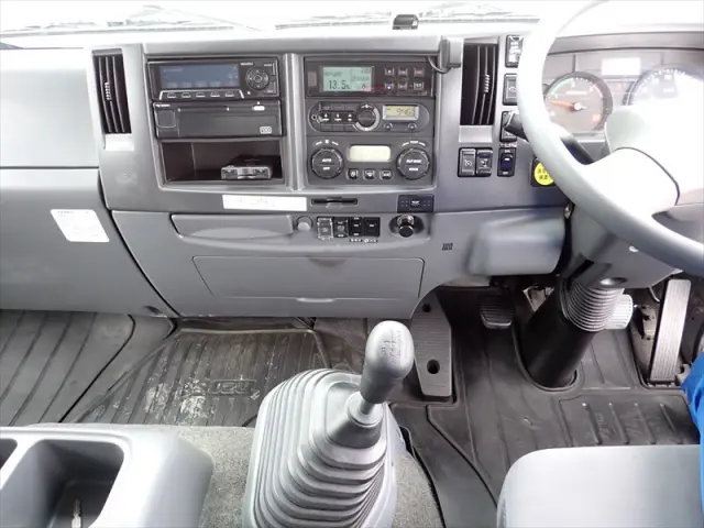 いすゞ フォワード 2PG-FTR90V2(2WD)の写真29