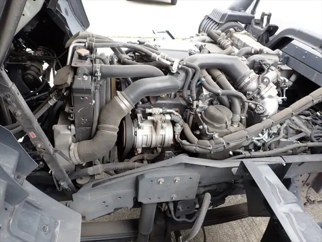 いすゞ フォワード 2PG-FTR90V2(2WD)の写真37