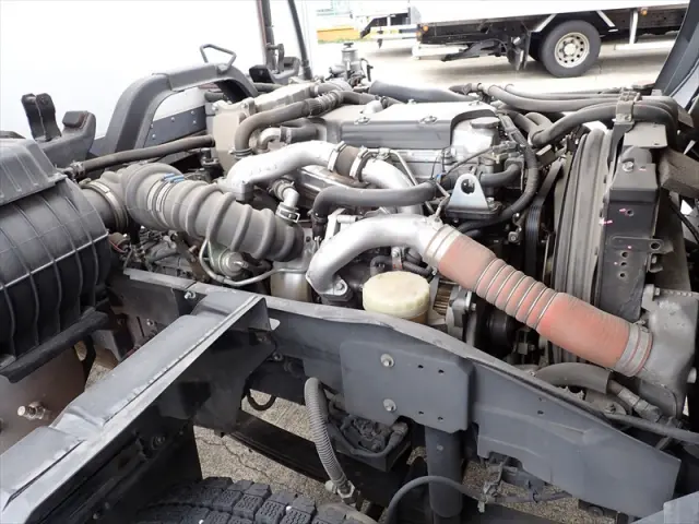 いすゞ フォワード 2PG-FTR90V2(2WD)の写真40