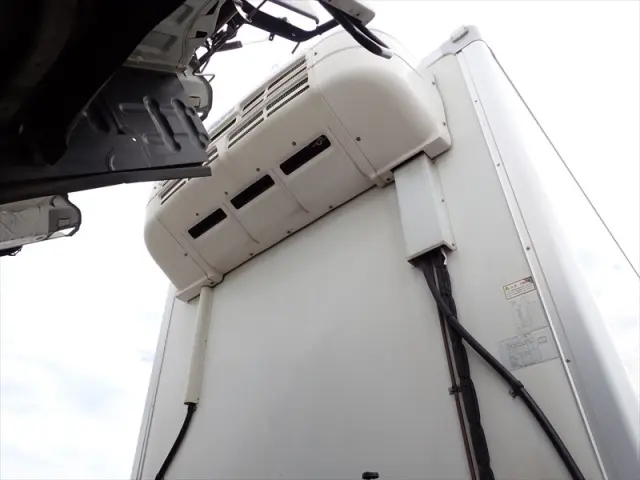 いすゞ フォワード 2PG-FTR90V2(2WD)の写真45