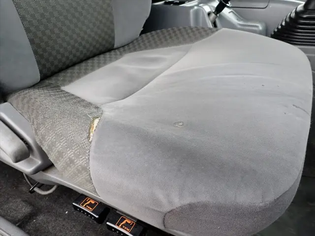 いすゞ フォワード 2PG-FTR90V2(2WD)の写真27