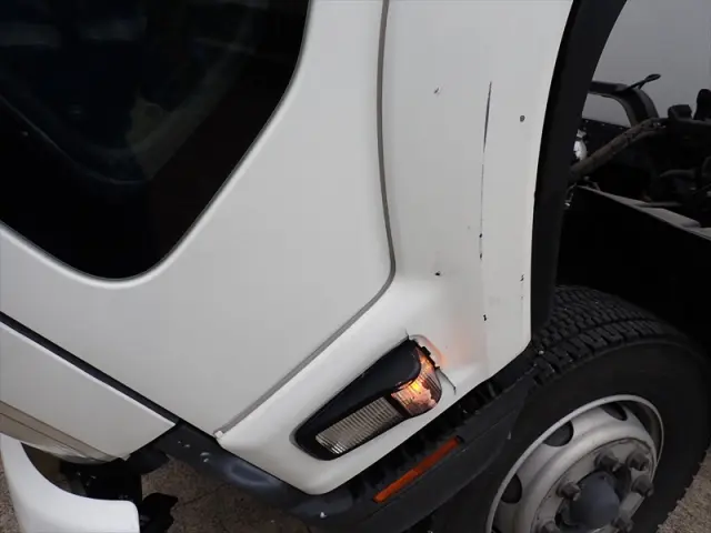 いすゞ フォワード 2PG-FTR90V2(2WD)の写真44