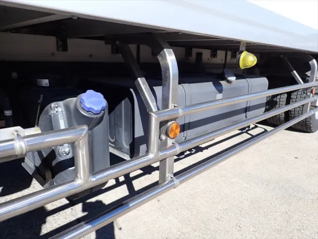 いすゞ フォワード 2PG-FTR90V2(2WD)の写真15