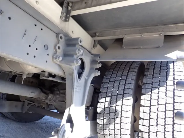 いすゞ フォワード 2PG-FTR90V2(2WD)の写真19