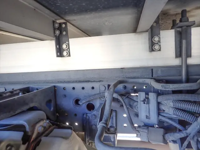 いすゞ フォワード 2PG-FTR90V2(2WD)の写真22