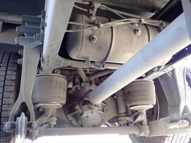 いすゞ フォワード 2PG-FTR90V2(2WD)の写真26