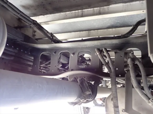 いすゞ フォワード 2PG-FTR90V2(2WD)の写真27