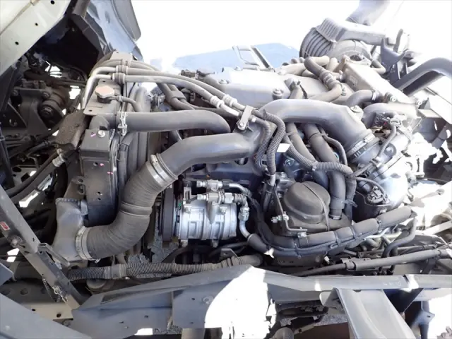 いすゞ フォワード 2PG-FTR90V2(2WD)の写真33
