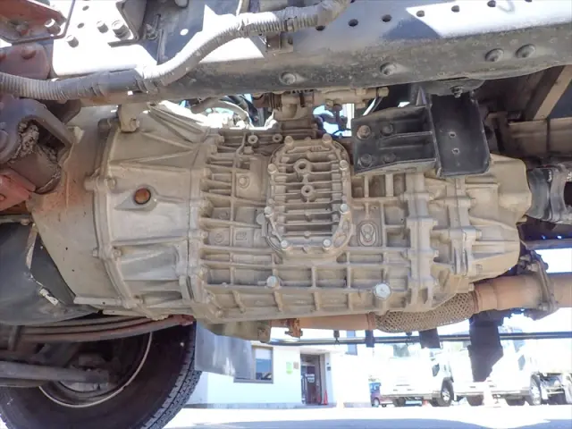 いすゞ フォワード 2PG-FTR90V2(2WD)の写真41