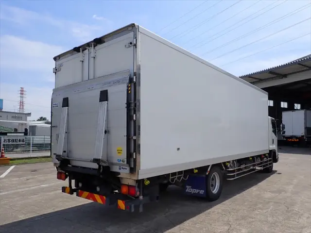 いすゞ フォワード 2PG-FTR90V2(2WD)の写真2