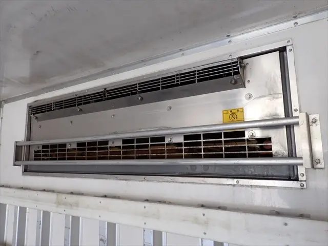 いすゞ フォワード 2PG-FTR90V2(2WD)の写真10