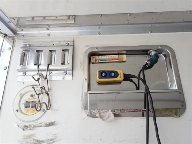 いすゞ フォワード 2PG-FTR90V2(2WD)の写真13