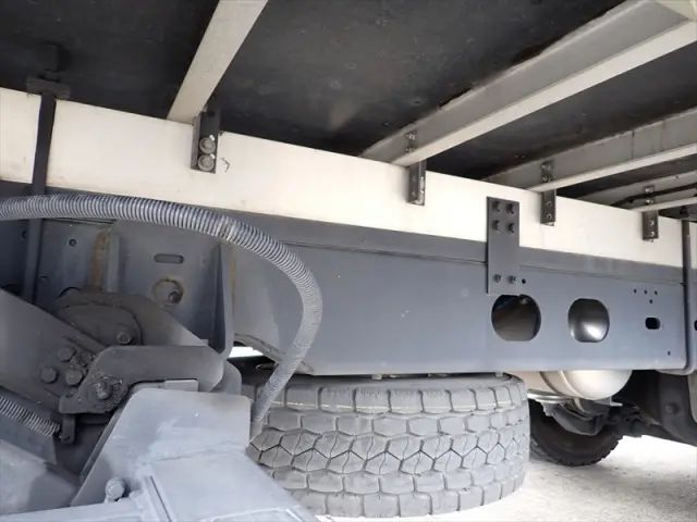 いすゞ フォワード 2PG-FTR90V2(2WD)の写真19