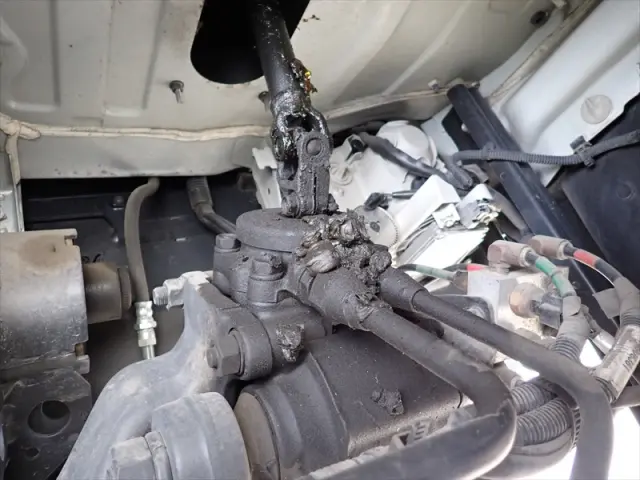 いすゞ フォワード 2PG-FTR90V2(2WD)の写真28