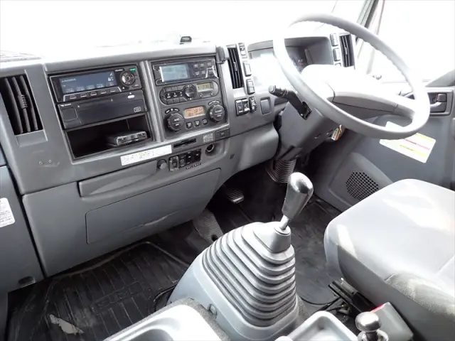 いすゞ フォワード 2PG-FTR90V2(2WD)の写真35