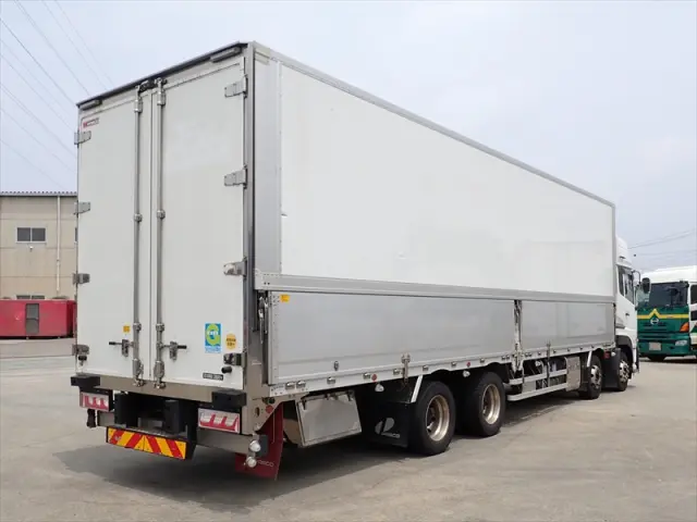 UD クオン 2PG-CG5CA(8x4)の写真2