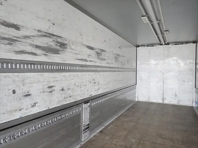 UD クオン 2PG-CG5CA(8x4)の写真9