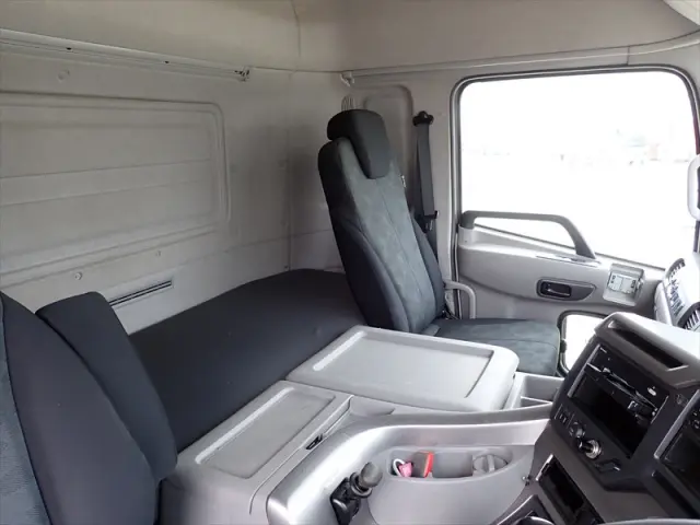 UD クオン 2PG-CG5CA(8x4)の写真37