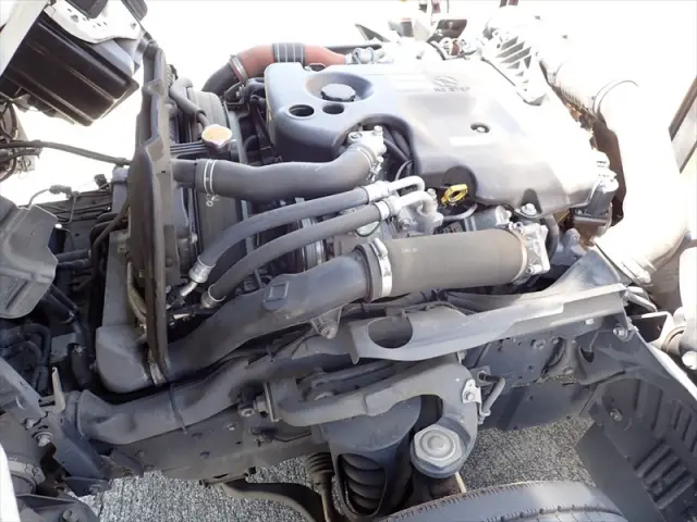 いすゞ エルフ TRG-NJR85N(2WD)の写真24