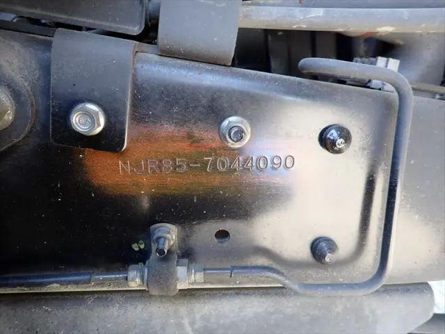 いすゞ エルフ TRG-NJR85N(2WD)の写真28