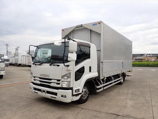 いすゞ フォワード 2RG-FRR90S2(2WD)の写真1