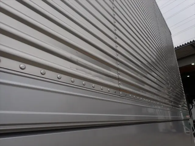 いすゞ フォワード 2RG-FRR90S2(2WD)の写真24