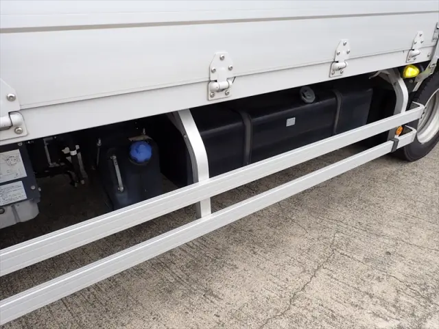 いすゞ フォワード 2RG-FRR90S2(2WD)の写真27