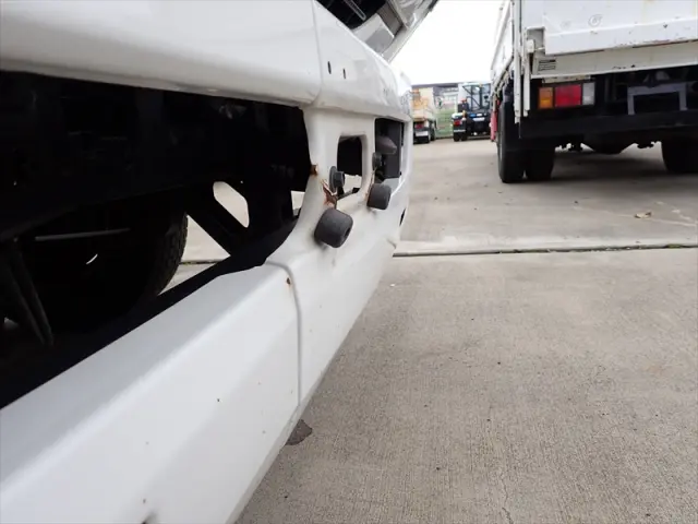 いすゞ フォワード 2RG-FRR90S2(2WD)の写真49