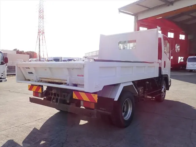 いすゞ フォワード 2RG-FRR90S1(2WD)の写真2