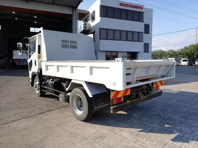 いすゞ フォワード 2RG-FRR90S1(2WD)の写真4