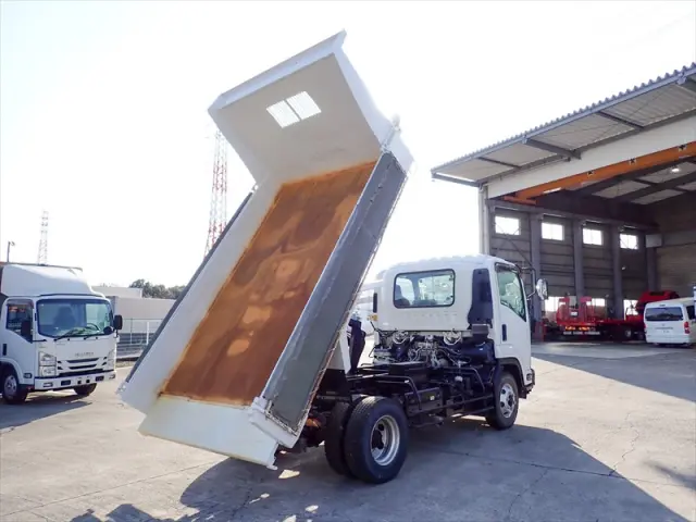 いすゞ フォワード 2RG-FRR90S1(2WD)の写真7