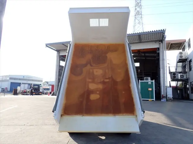 いすゞ フォワード 2RG-FRR90S1(2WD)の写真10